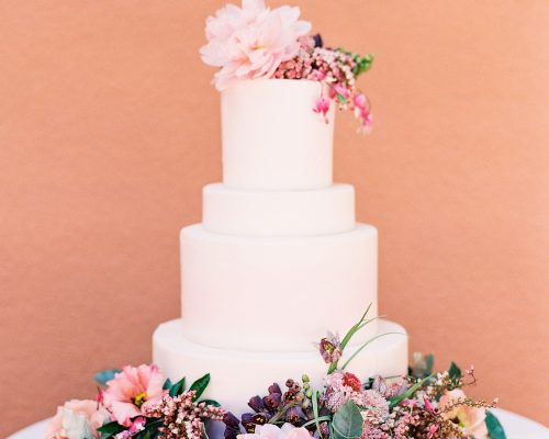 Peony+Wedding+Flower+Ideas+-+Floral+Wedding+Cake+Inspiration